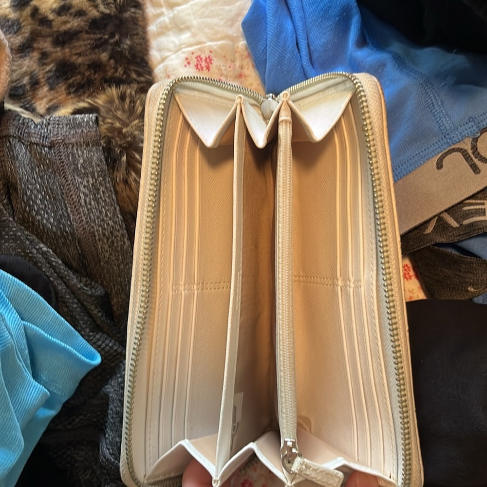 Coach wallet - Picture 3 of 5